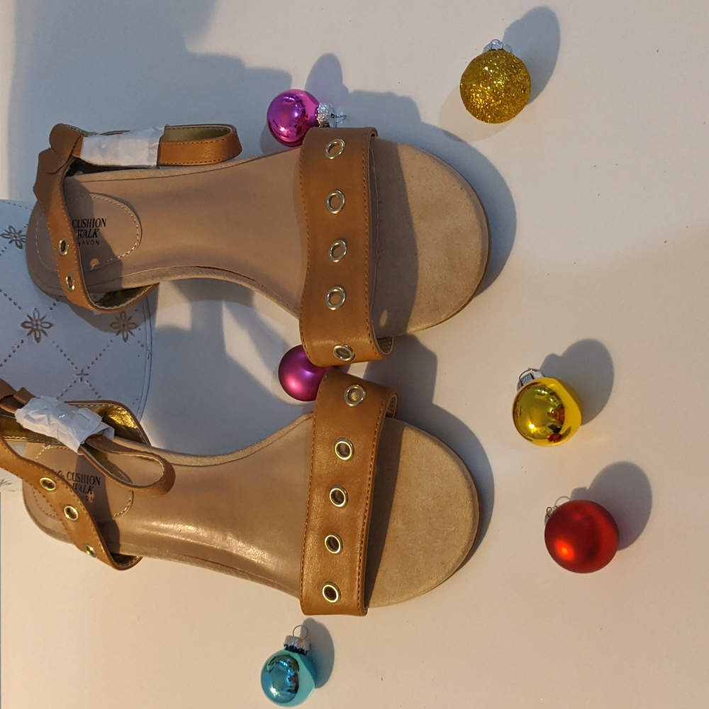 Sandal Cushion Walk By Avon Size #9